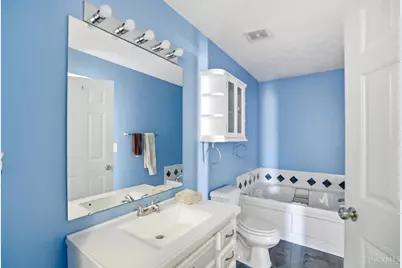 2505 Foxcove Court, Cincinnati, OH 45211 - Photo 17