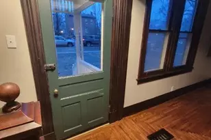 325 E Sharon Rd, Glendale, OH 45246 - Photo 3