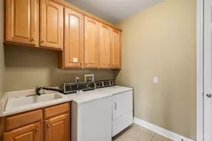 974 Arnold Palmer Dr, Miami Township, OH 45140 - Photo 29