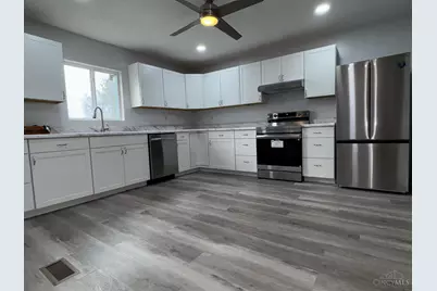 147 S Broadway Street, Midland, OH 45148 - Photo 9