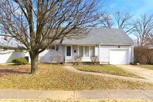 124 Gregory Ln, Hamilton, OH 45013 - Photo 1
