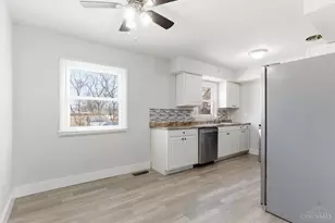 124 Gregory Ln, Hamilton, OH 45013 - Photo 7