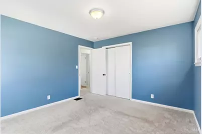 124 Gregory Lane, Hamilton, OH 45013 - Photo 15