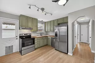 2258 Hunt Rd, Reading, OH 45215 - Photo 13