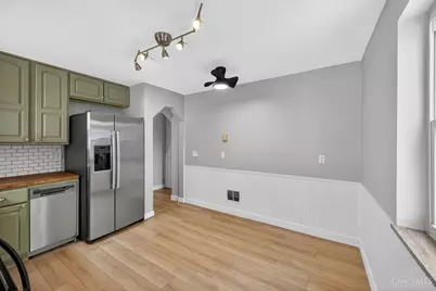 2258 Hunt Road, Reading, OH 45215 - Photo 15