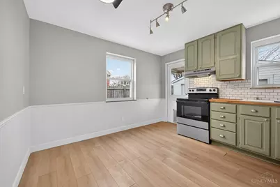 2258 Hunt Road, Reading, OH 45215 - Photo 11