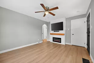 2258 Hunt Rd, Reading, OH 45215 - Photo 9