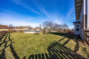 4110 Hickory View Dr, Fairfield Township, OH 45011 - Photo 33