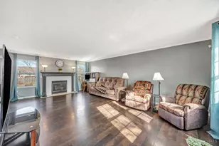 4110 Hickory View Dr, Fairfield Township, OH 45011 - Photo 7