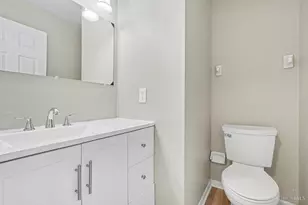 939 Venetian Terrace, Cincinnati, OH 45224 - Photo 9