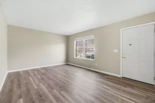 939 Venetian Terrace, Cincinnati, OH 45224 - Photo 5