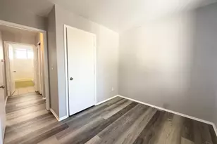 10311 September Dr, Colerain Township, OH 45251 - Photo 13