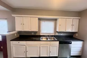 3162 Sunshine Ave, Cincinnati, OH 45211 - Photo 5