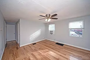 6210 Berauer Rd, Green Township, OH 45248 - Photo 7