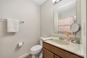 723 Grande Oaks Dr, Hamilton Township, OH 45152 - Photo 25