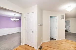 6804 Mossy Rock Ct, Hamilton Township, OH 45039 - Photo 3