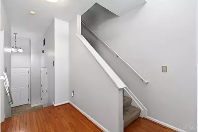 734 W Court, Cincinnati, OH 45203 - Photo 5