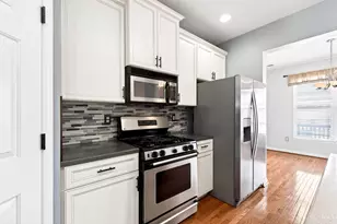 734 W Ct, Cincinnati, OH 45203 - Photo 19