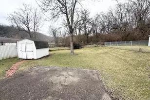 2637 Firtree Ct, Cincinnati, OH 45223 - Photo 7