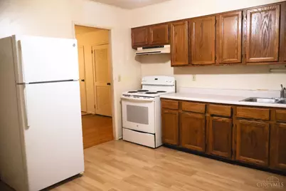 2637 Firtree Court, Cincinnati, OH 45223 - Photo 7