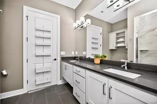 220 Vintage Club Dr, Montgomery, OH 45249 - Photo 23