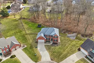 443 Windfern Forest Ln, Union Township, OH 45244 - Photo 5