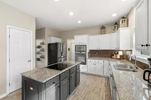 443 Windfern Forest Ln, Union Township, OH 45244 - Photo 21