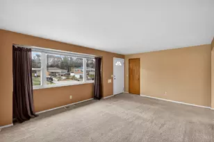 4619 Shadylawn Terrace, Delhi Township, OH 45238 - Photo 5