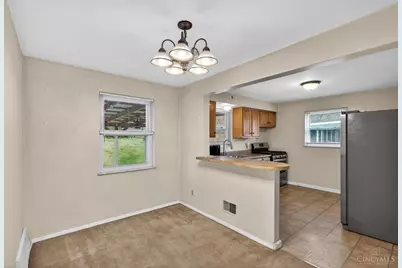 4619 Shady Lawn Terrace, Delhi Township, OH 45238 - Photo 9