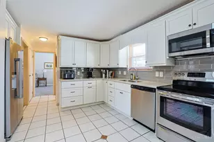 37 Hayden Dr, Green Hills, OH 45218 - Photo 17