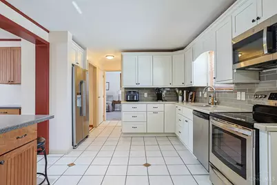 37 Hayden Drive, Green Hills, OH 45218 - Photo 15