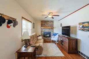 37 Hayden Dr, Green Hills, OH 45218 - Photo 9