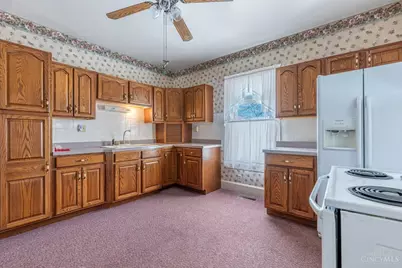 657 E 2nd Street, Franklin, OH 45005 - Photo 11