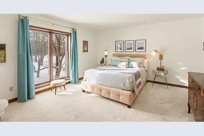 6195 Squirrelwoods Lane, Green Township, OH 45247 - Photo 11