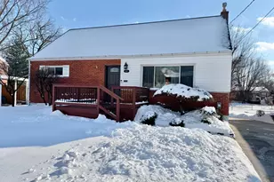 5361 Pembina Dr, Delhi Township, OH 45238 - Photo 1