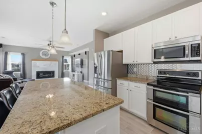 1842 Greentree Meadows Drive, Turtle Creek Township, OH 45036 - Photo 9