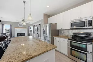 1842 Greentree Meadows Dr, Turtle Creek Township, OH 45036 - Photo 9