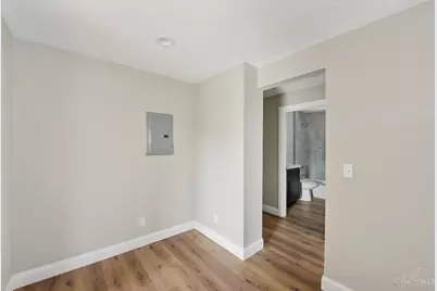 2668 Shaffer Avenue, Cincinnati, OH 45211 - Photo 23