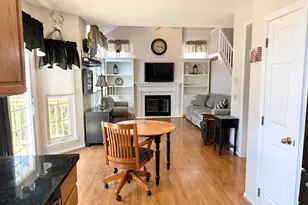 9547 Carriage Run Cir, Deerfield Township, OH 45140 - Photo 15