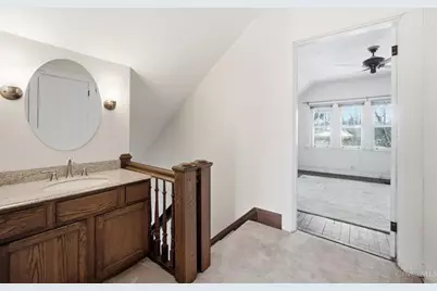 567 Howell Avenue, Cincinnati, OH 45220 - Photo 51