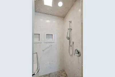 567 Howell Avenue, Cincinnati, OH 45220 - Photo 35