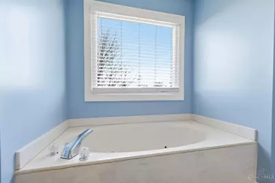 8277 Medinah Court, West Chester, OH 45069 - Photo 49