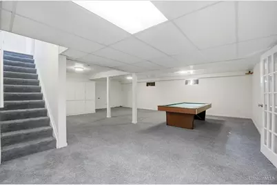 8277 Medinah Court, West Chester, OH 45069 - Photo 7