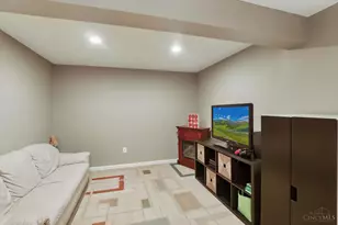 294 Haybrooke Dr, Hamilton Township, OH 45039 - Photo 41