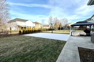 294 Haybrooke Dr, Hamilton Township, OH 45039 - Photo 49