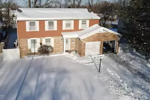 11418 Lyncross Dr, Forest Park, OH 45240 - Photo 1