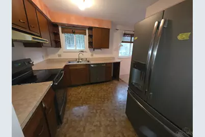 429 McCreary Court, Springfield Township, OH 45231 - Photo 7