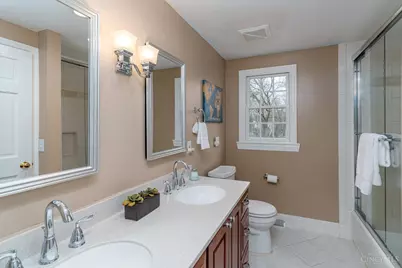 625 Hilltop Lane, Wyoming, OH 45215 - Photo 31