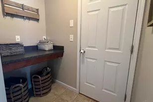 862 Ellery Dr, Union Township, OH 45245 - Photo 9