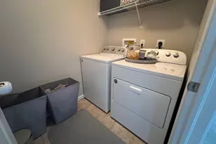 862 Ellery Dr, Union Township, OH 45245 - Photo 19